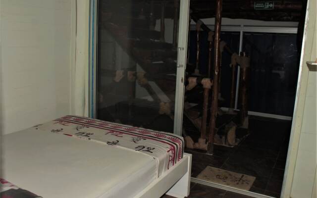 Cabana Glamping Geronimo