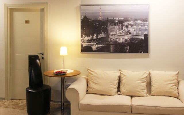 Can Pansiyon Apart - Caters to Men - Hostel