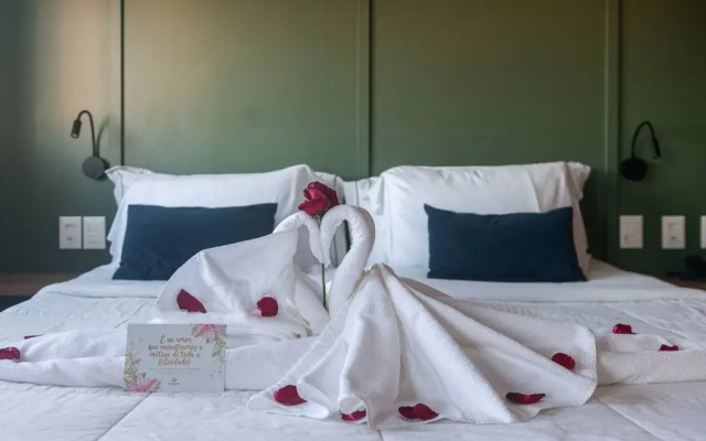 Malibu Plaza Hotel