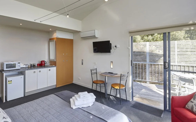 Rosevears Vineyard Retreat