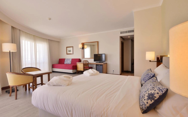 Holiday Inn Algarve Albufeira by IHG