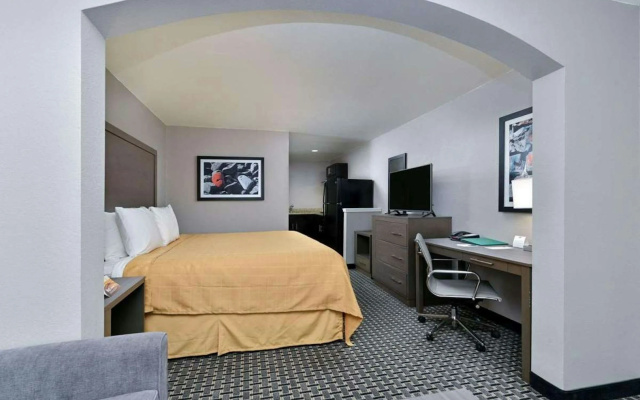 Quality Inn Suites Cotulla