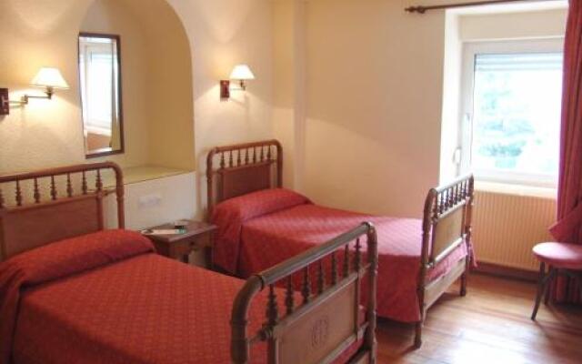 Hostal Ayestaran I