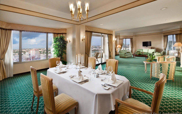 Hilton Yaounde