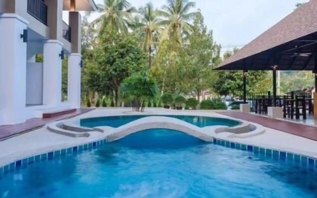 The Retreat Khaolak Resort