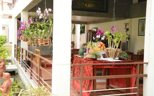 Ropanha Boutique Hotel