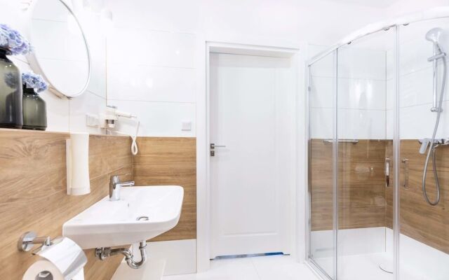 Boulevard Residence by Zdrojowa