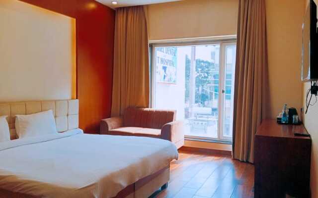 Hotel Mintella , Varanasi