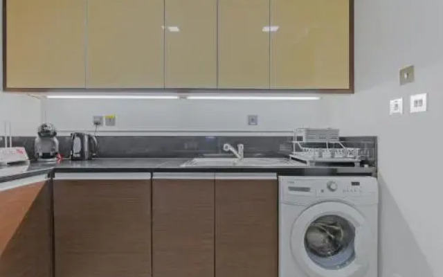 1-bedroom apartment with pool