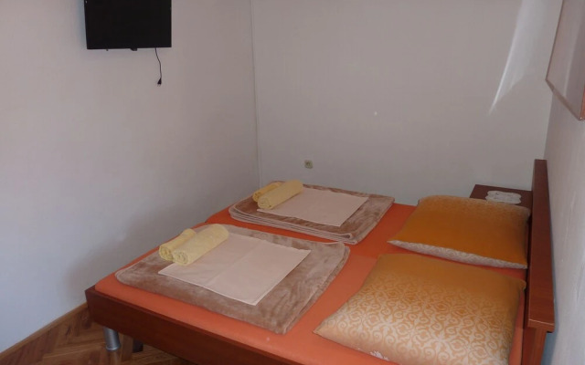 Cozy apartments near Queens Beach - Nin