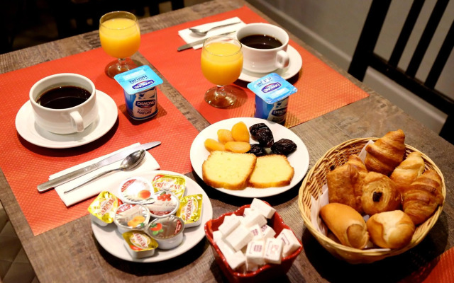 Hotel Paris Villette