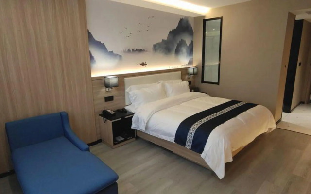 Four seasons yunshang Hotel (Xi'an Shaanqi Nanmen store)