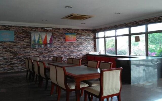 Felda Residence Trolak