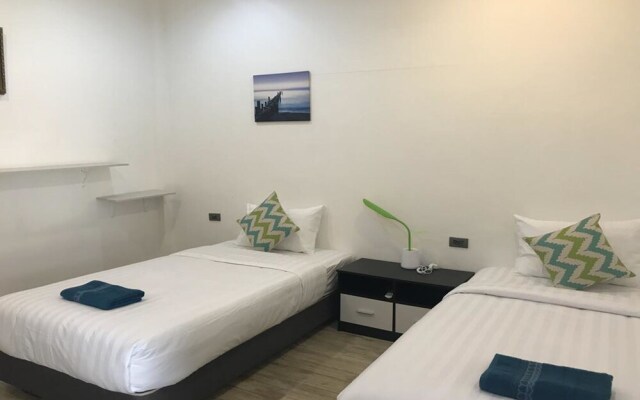 Pillow Hill Hotel