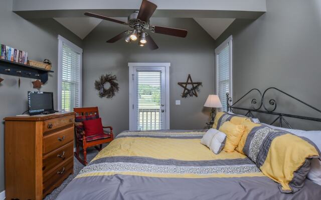 Greens at the Lake 5 Bedroom House