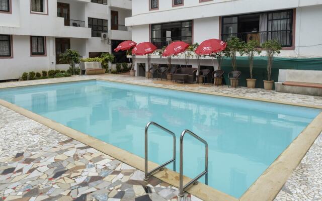 OYO 878 Hotel Sunkissed Plaza