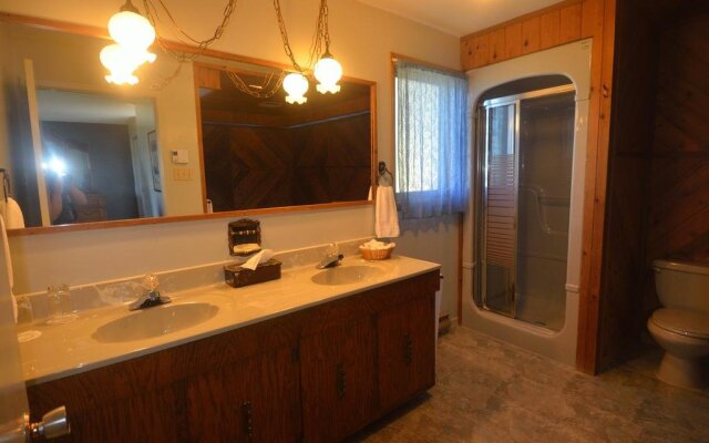New Age Motel Inn