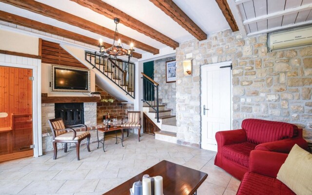 Awesome Home in Klek With Wifi and 4 Bedrooms