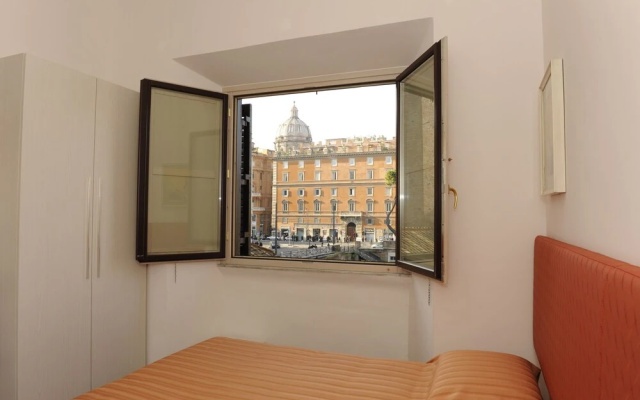 Superior Relais Temple View