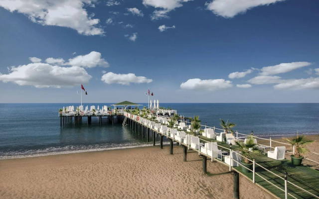Delphin Imperial