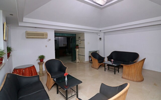 OYO 22269 Hotel Landmark Plaza