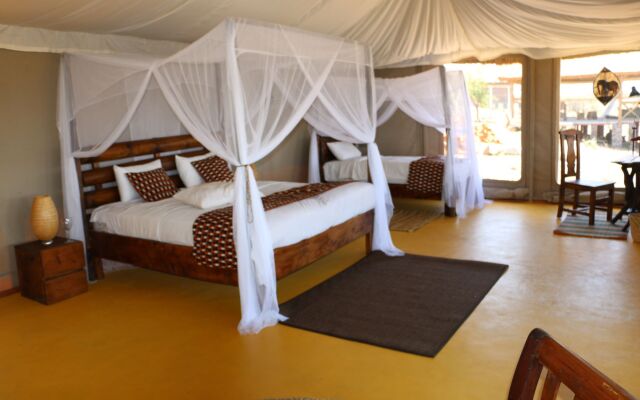 Serengeti Safari Lodge