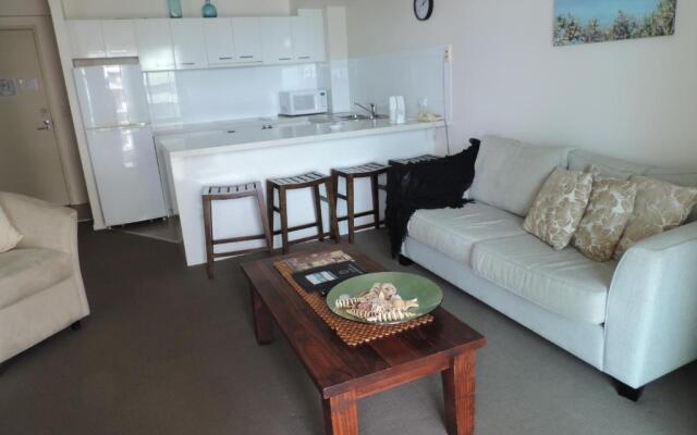 Emerald Sands Holiday Apartments