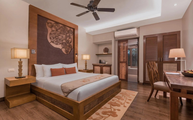Crimson Resort and Spa Mactan