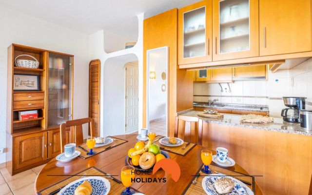 #014 Cozy Flat Only 5m Walk NewTown w pool