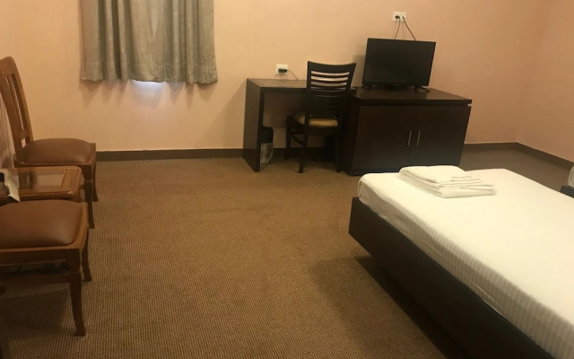 Mint Metropolitan Grand