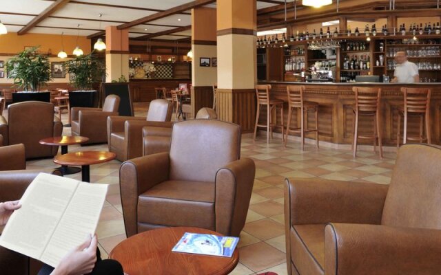 B&B HOTEL Amiens Centre Cathédrale