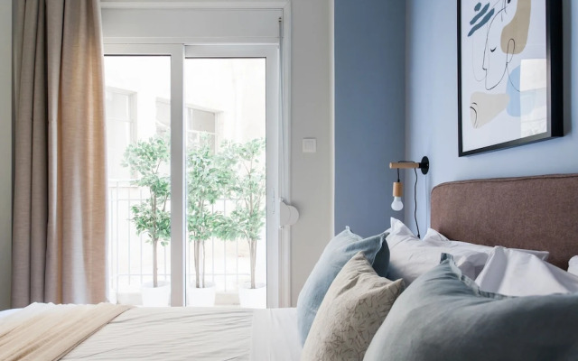 Dazzling 1BR Apartment in Koukaki