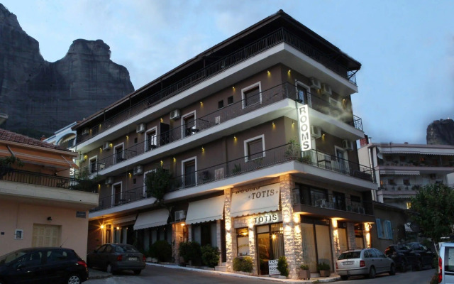 Toti Boutique Rooms