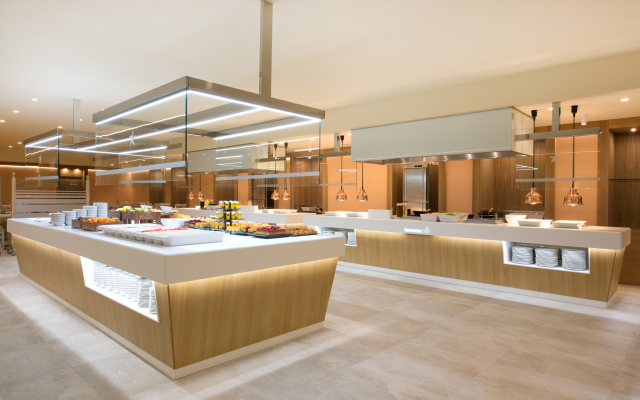 Отель Iberostar Waves Málaga Playa