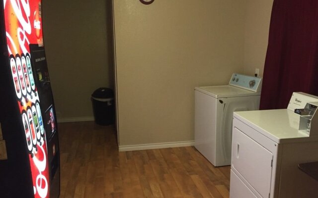 Legacy Oaks Suites