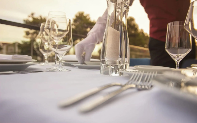 Fontana Hotel & Gastronomy