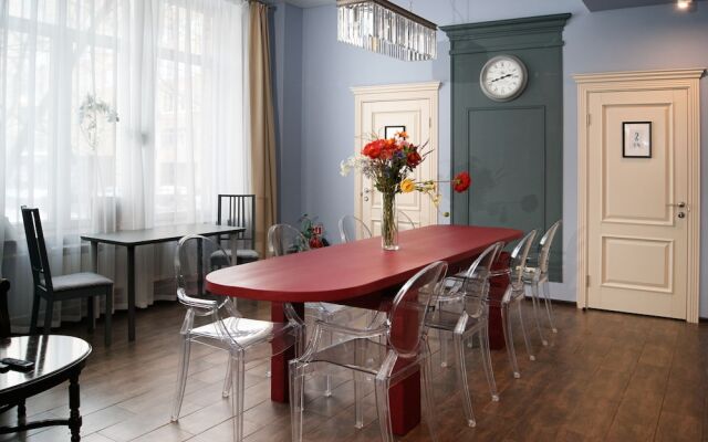 Guest House Yum Yum - Hostel