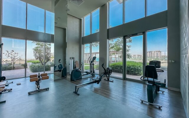 Breathtaking 3BR with Sea & Marina