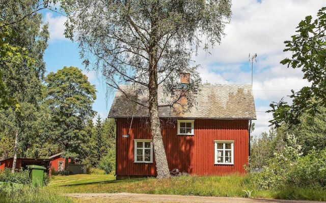 6 Person Holiday Home in Årjäng
