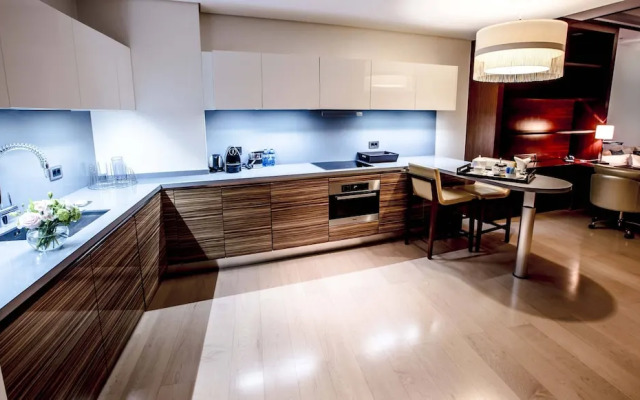 Apartments by Fairmont Baku Flame Towers