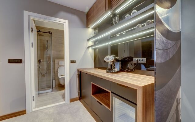 Black Pearl Luxury Suites