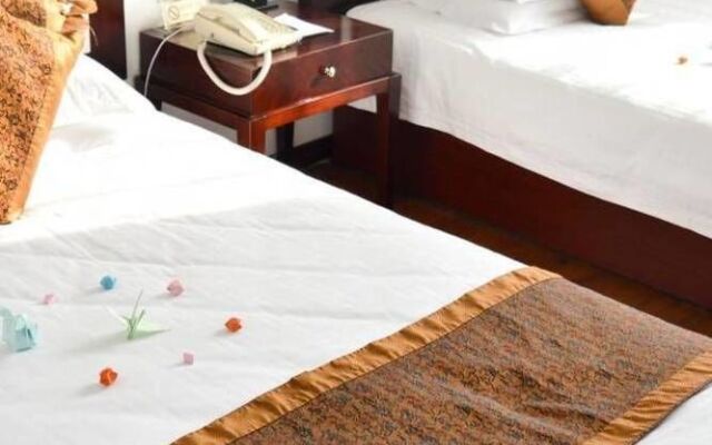 Qianyuan Jingyang (Eastern King) Hotel