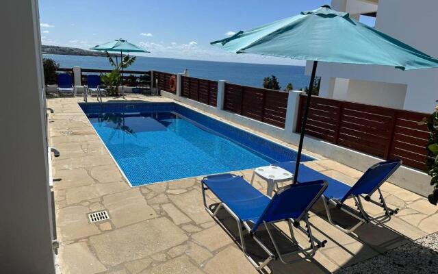 Villa Aqua Sunrise 1km From Beach With Sea Views