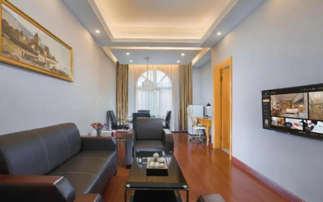Vienna Hotel Shenzhen Longgang Dayun Center Branch