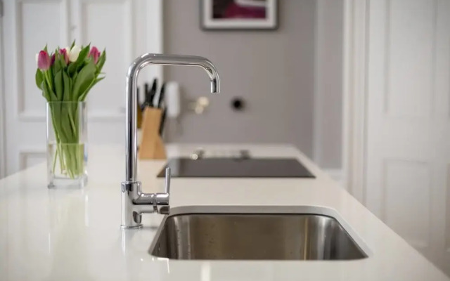 Torphichen Street 5 Star Luxury Apartment