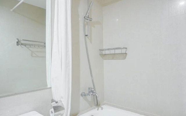 Premium And Strategic 2Br Apartment At Casa Grande Residence