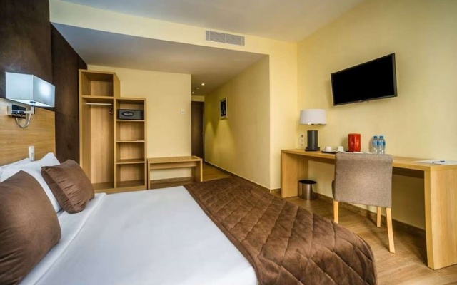 hotel evasion by liberte