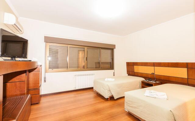 Hotel Letto Caxias