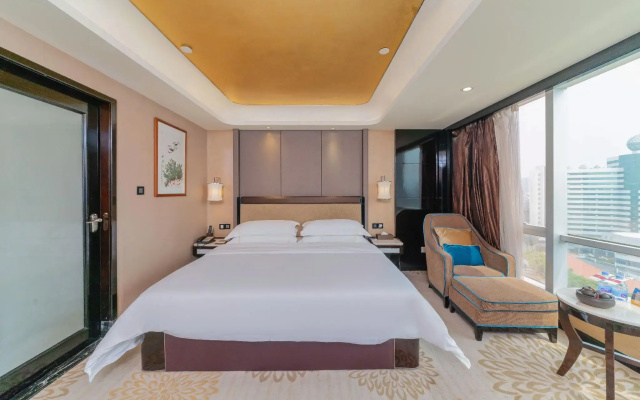 Venus Royal Hotel