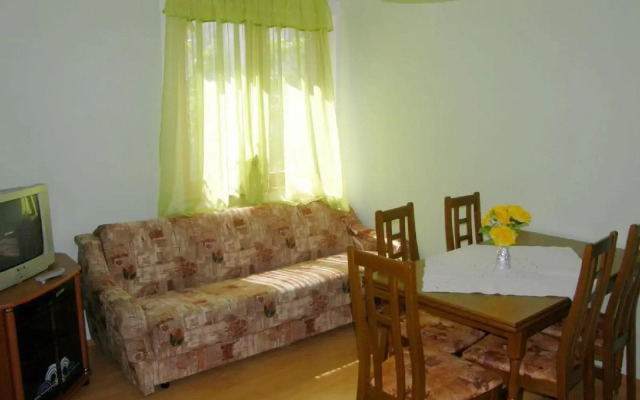 Dujmovic Zeljka - Two Bedroom No.2